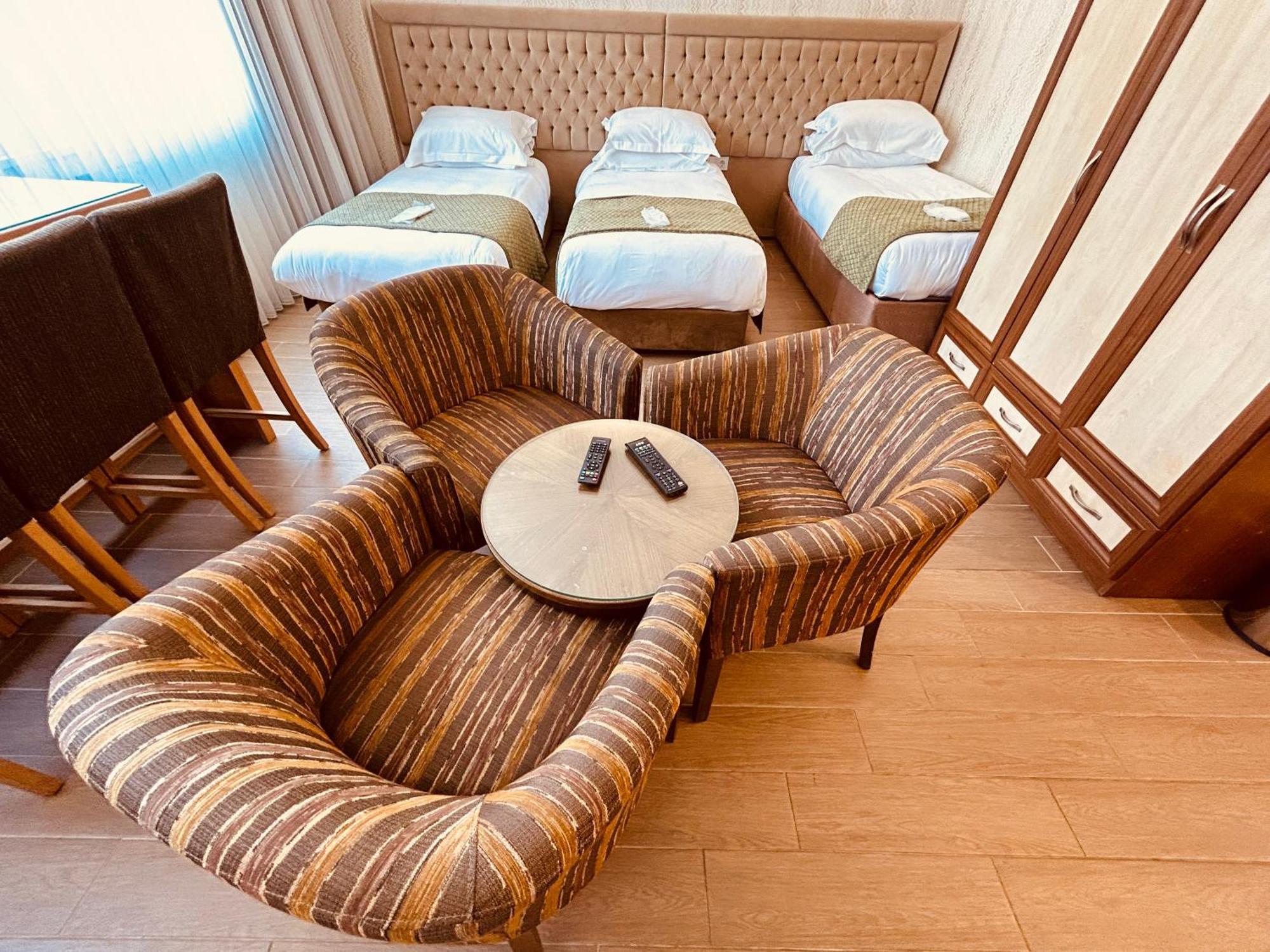 Lily Rooms Истанбул Екстериор снимка