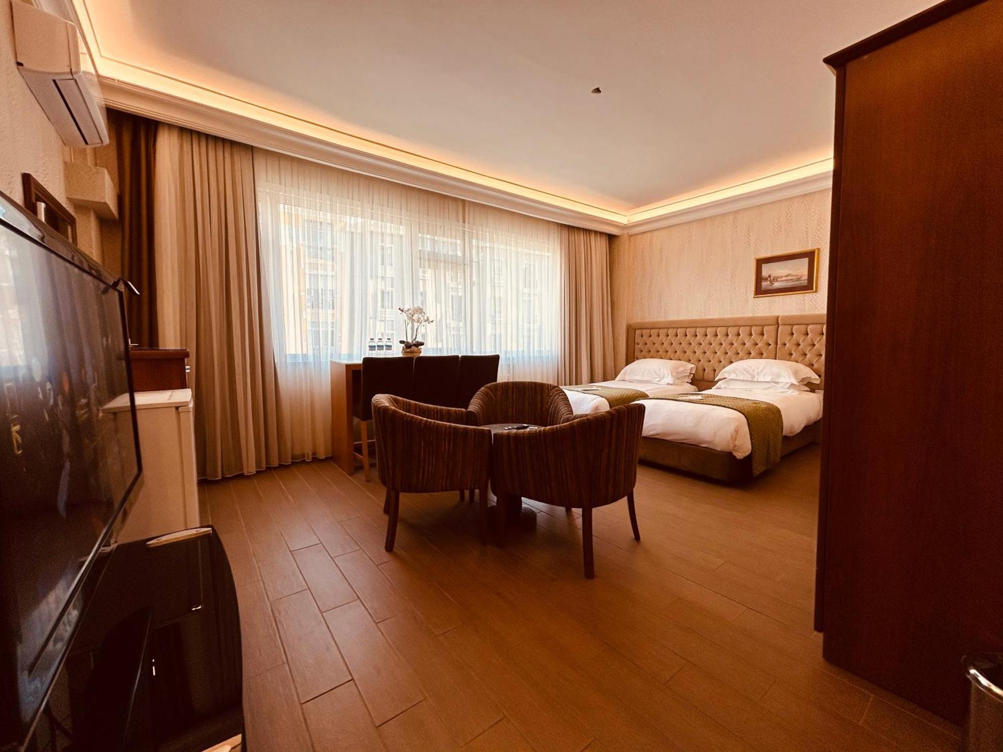 Lily Rooms Истанбул Екстериор снимка