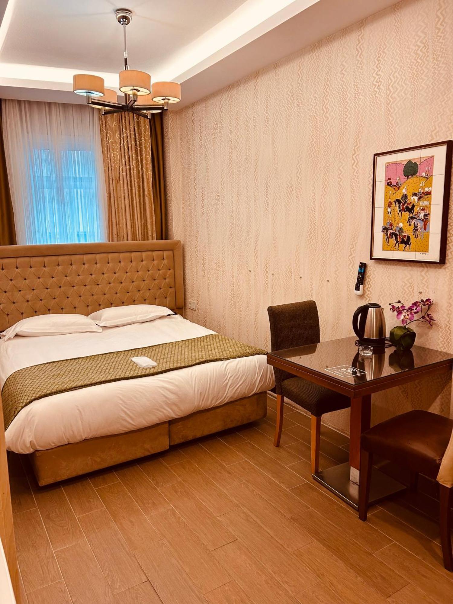 Lily Rooms Истанбул Екстериор снимка